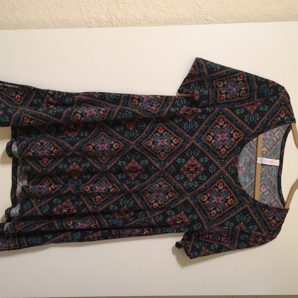 LulaRoe Perfect T